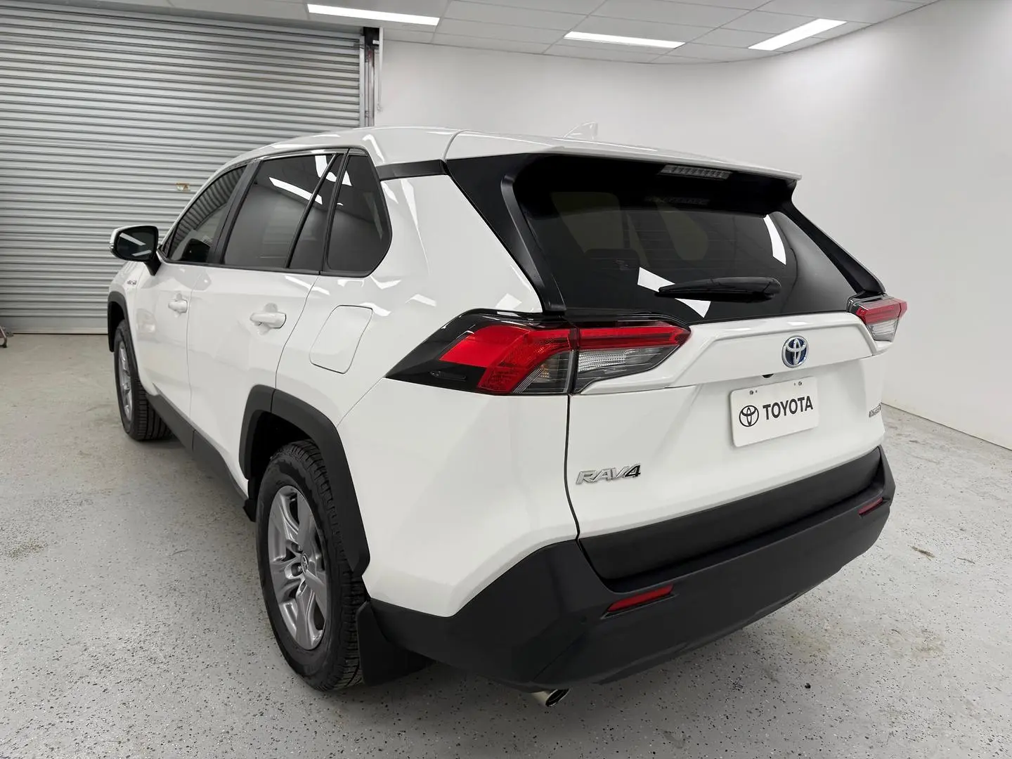 2022 Toyota RAV4 Gallery Image 5