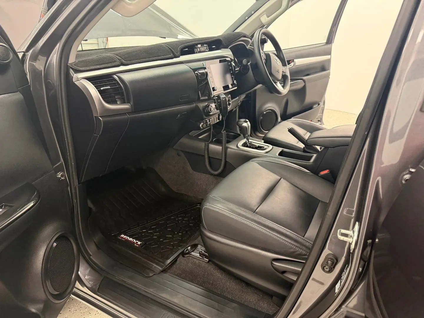 2022 Toyota Hilux Gallery Image 10