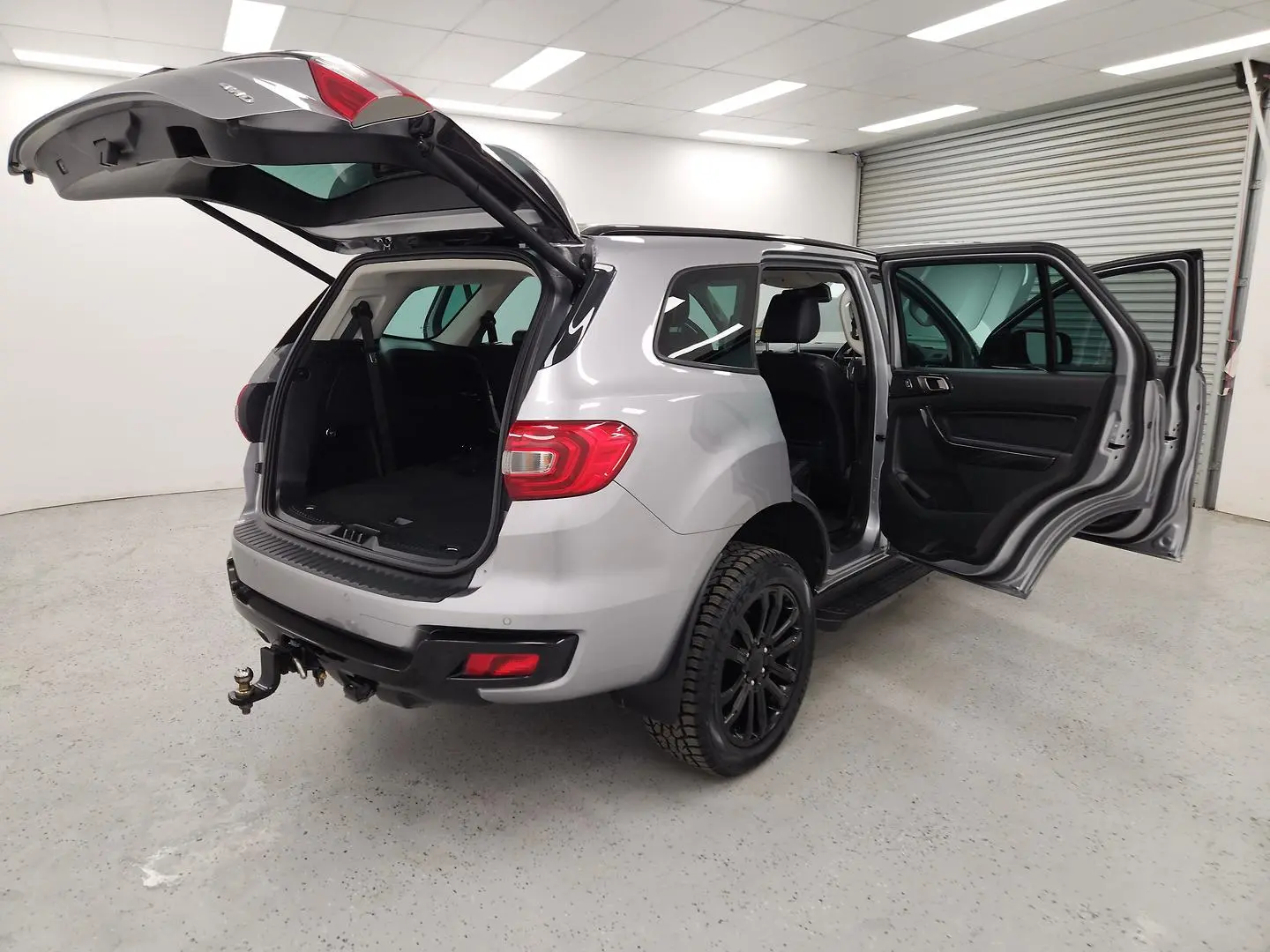 2021 Ford Everest Gallery Image 10