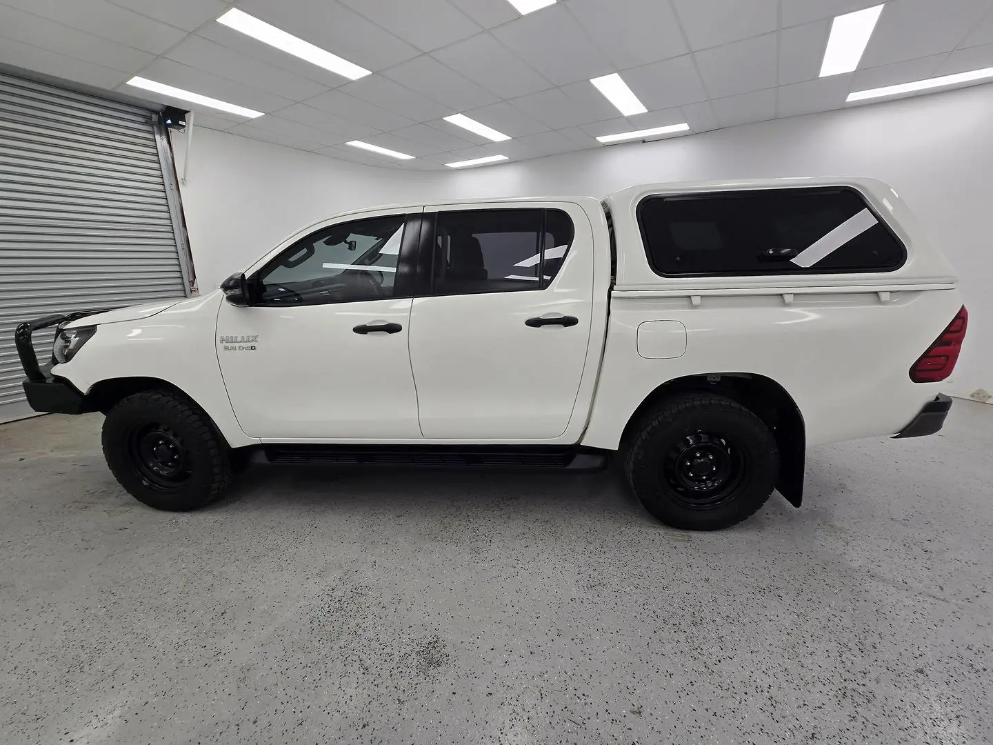 2020 Toyota Hilux Gallery Image 6