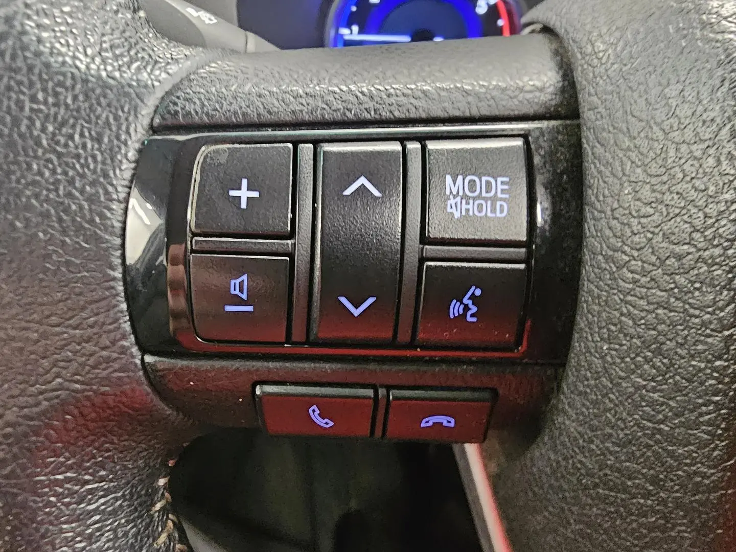 2017 Toyota Hilux Gallery Image 35