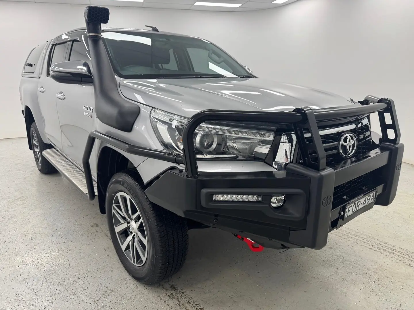 2018 Toyota Hilux Gallery Image 1