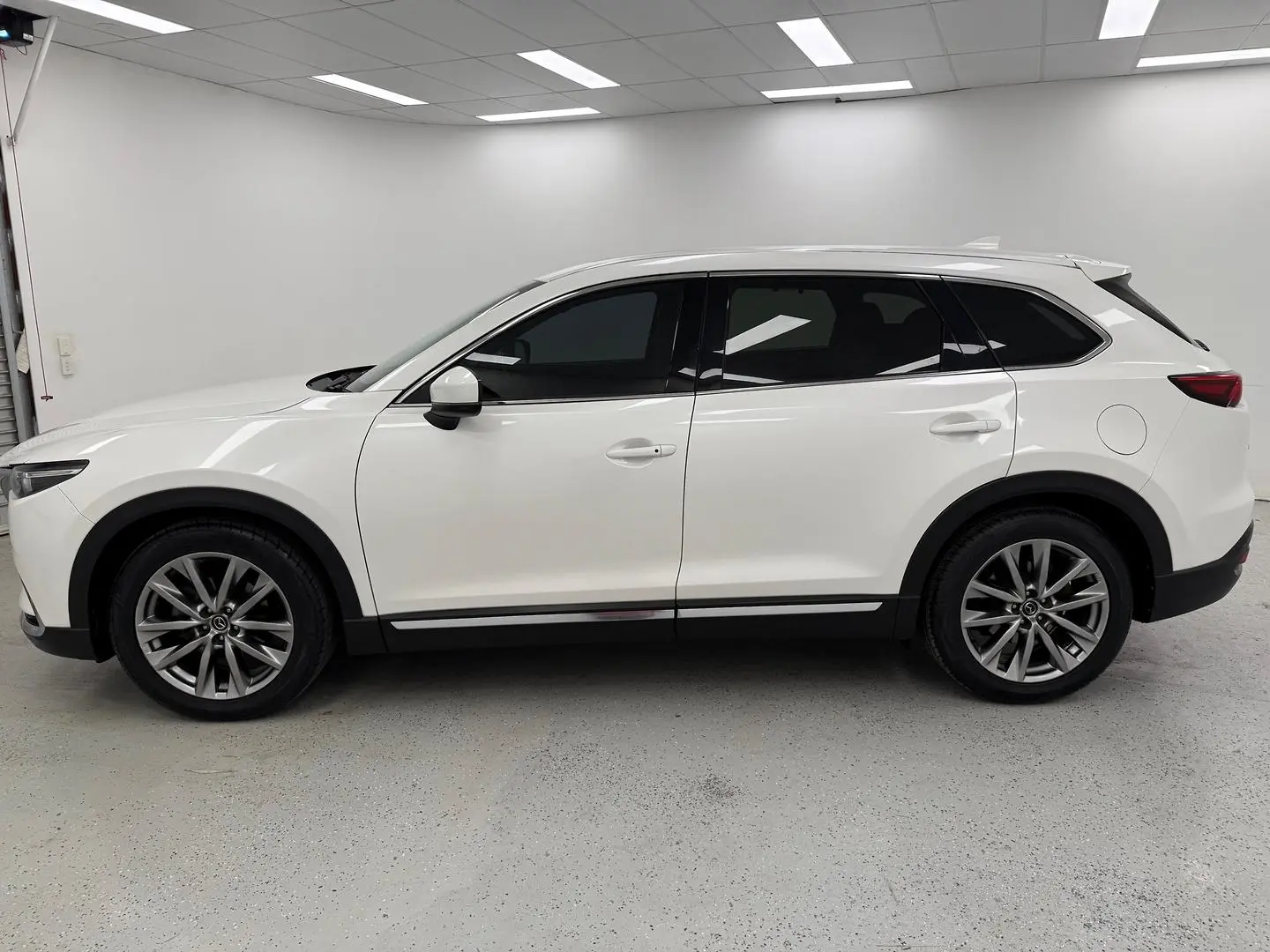 2017 Mazda CX-9 Gallery Image 6