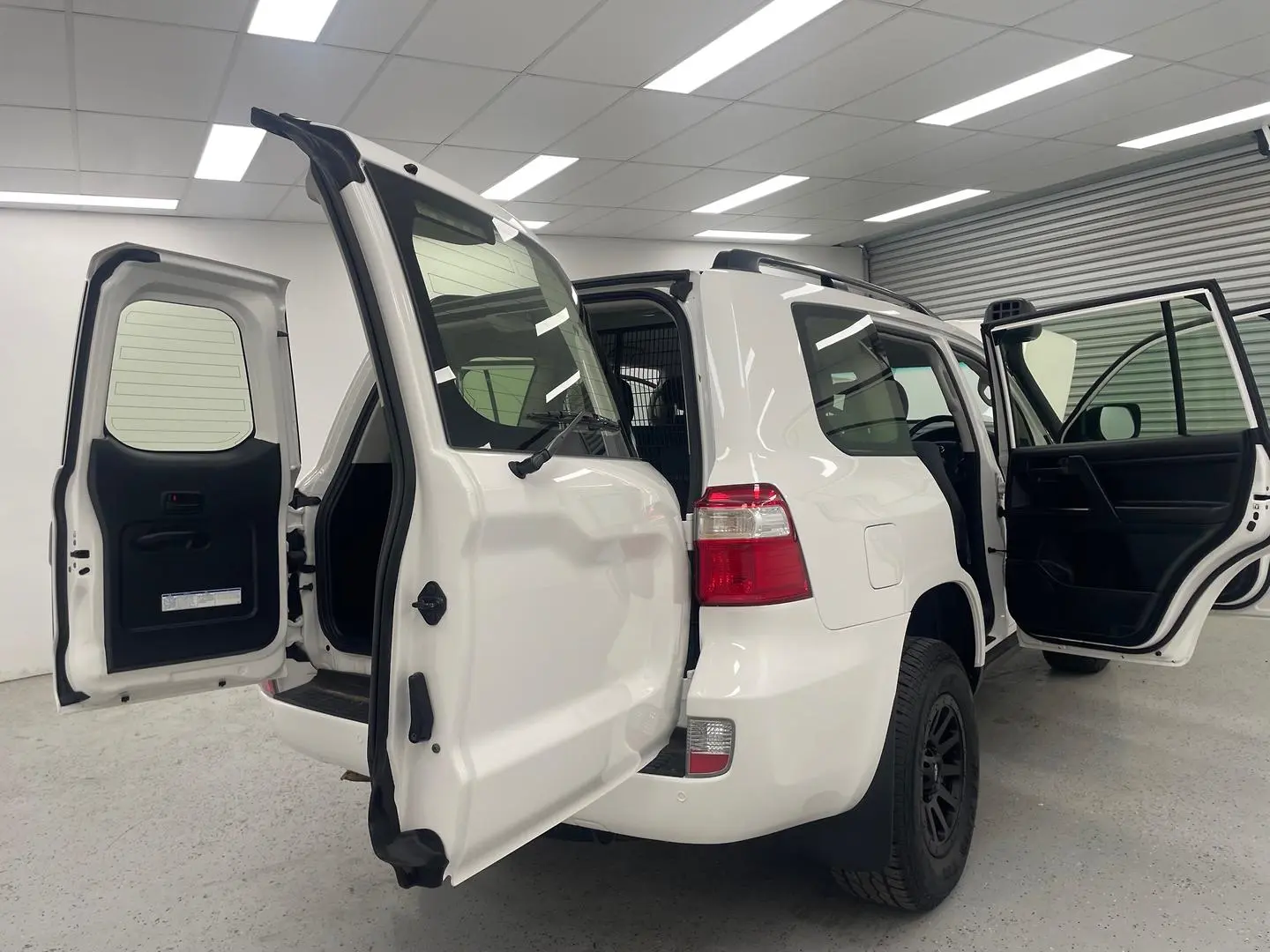 2020 Toyota Landcruiser Gallery Image 10