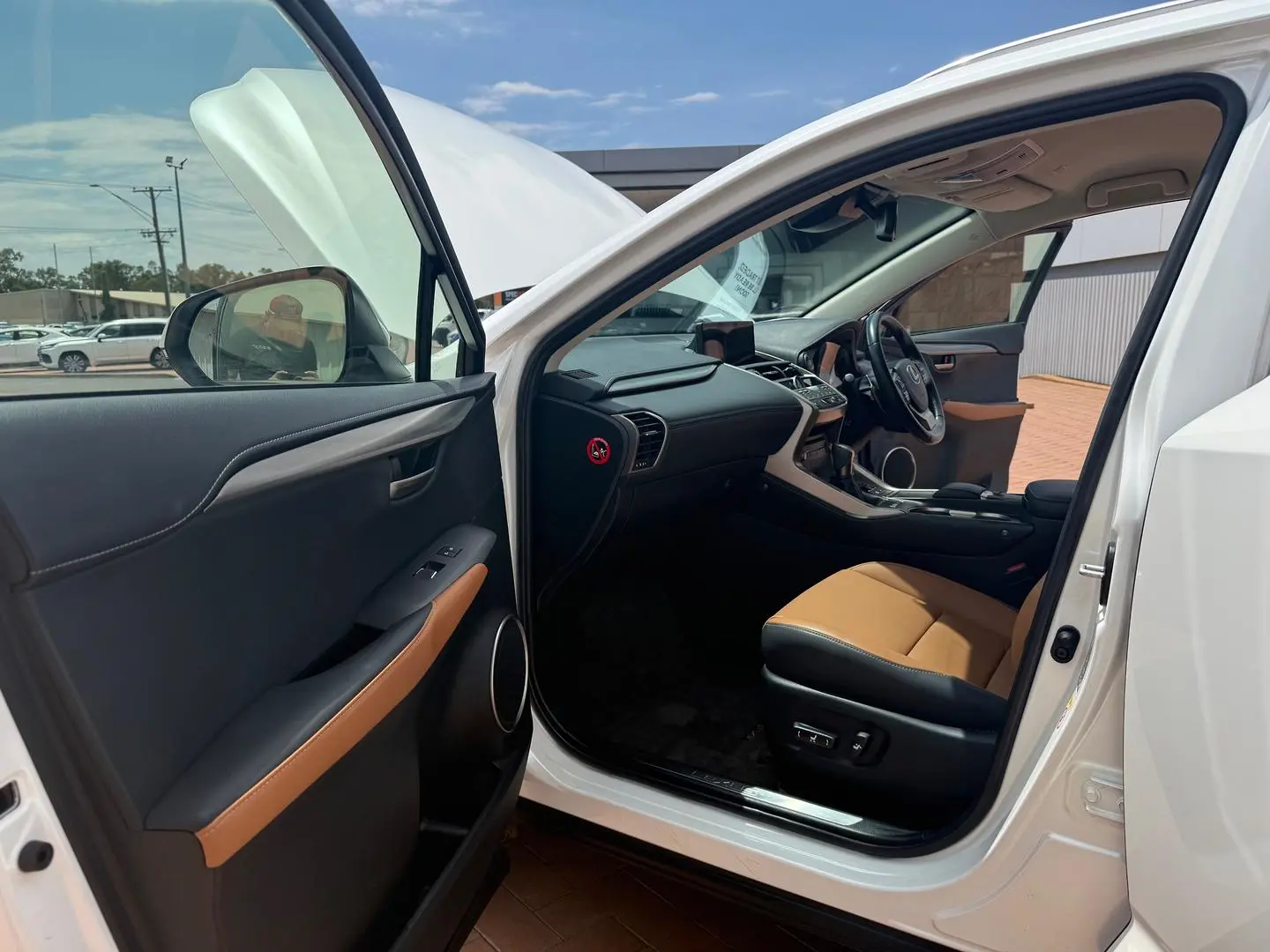 2019 Lexus NX Gallery Image 10