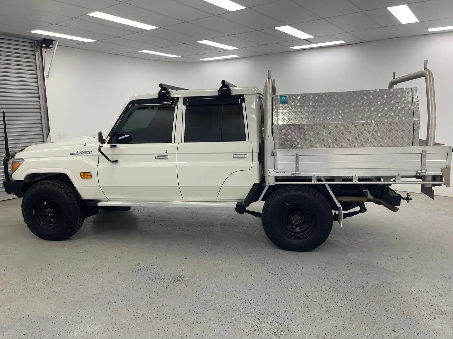 2023 Toyota Landcruiser Gallery Image 6