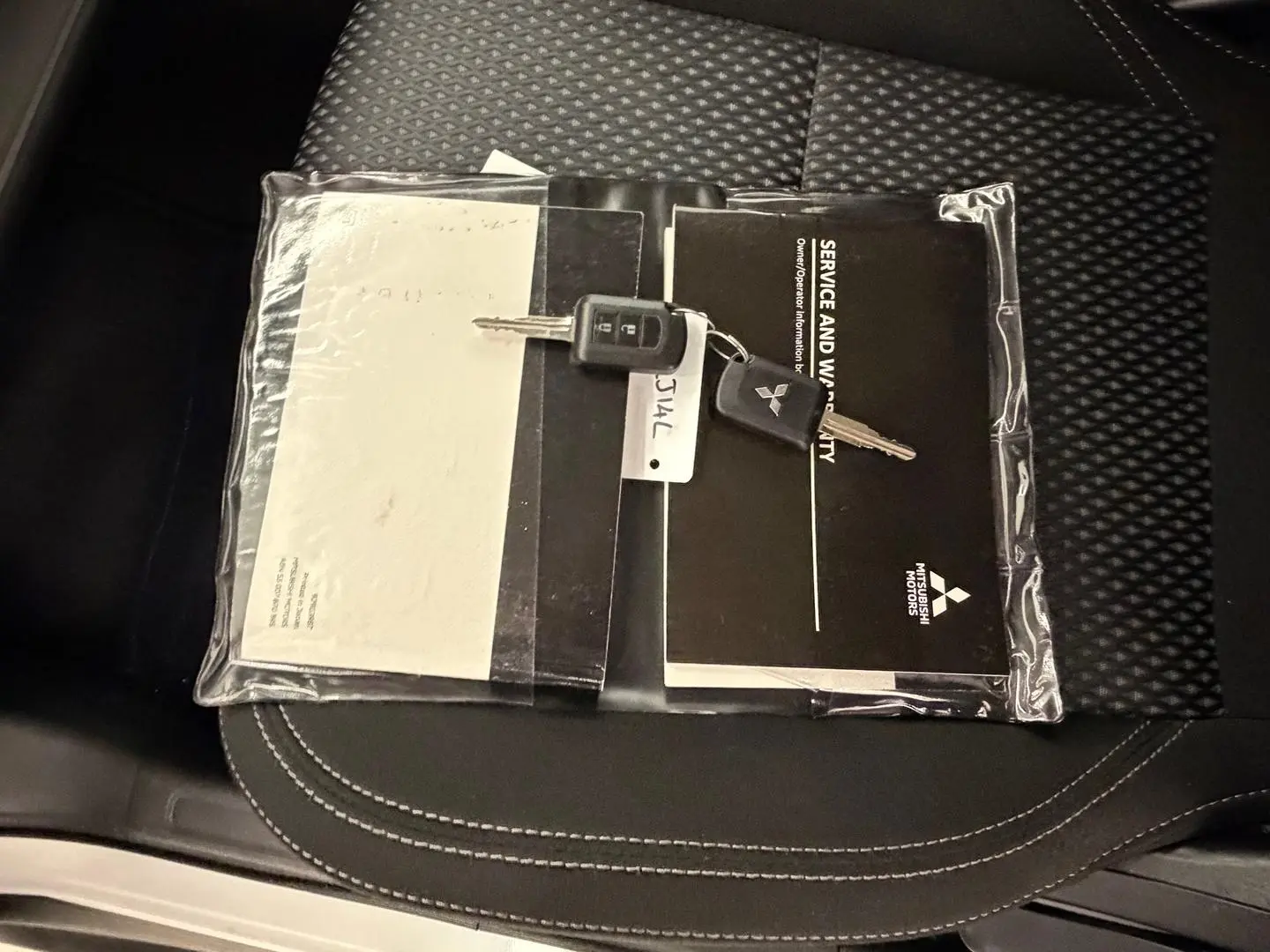 2020 Mitsubishi Outlander Gallery Image 29