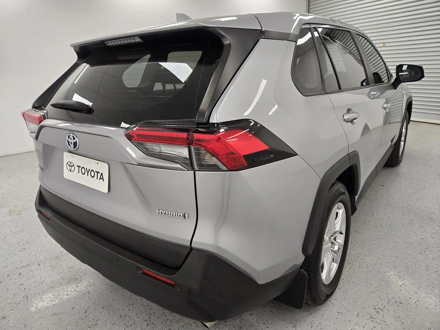 2020 Toyota Rav4 Gallery Image 3