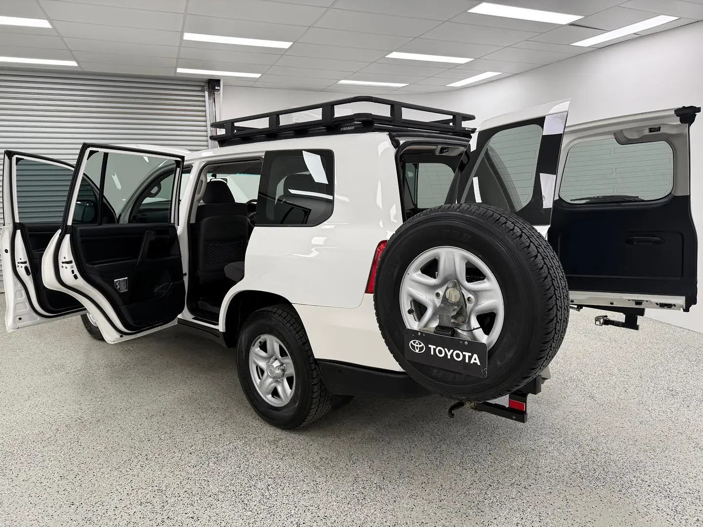 2020 Toyota Landcruiser Gallery Image 13