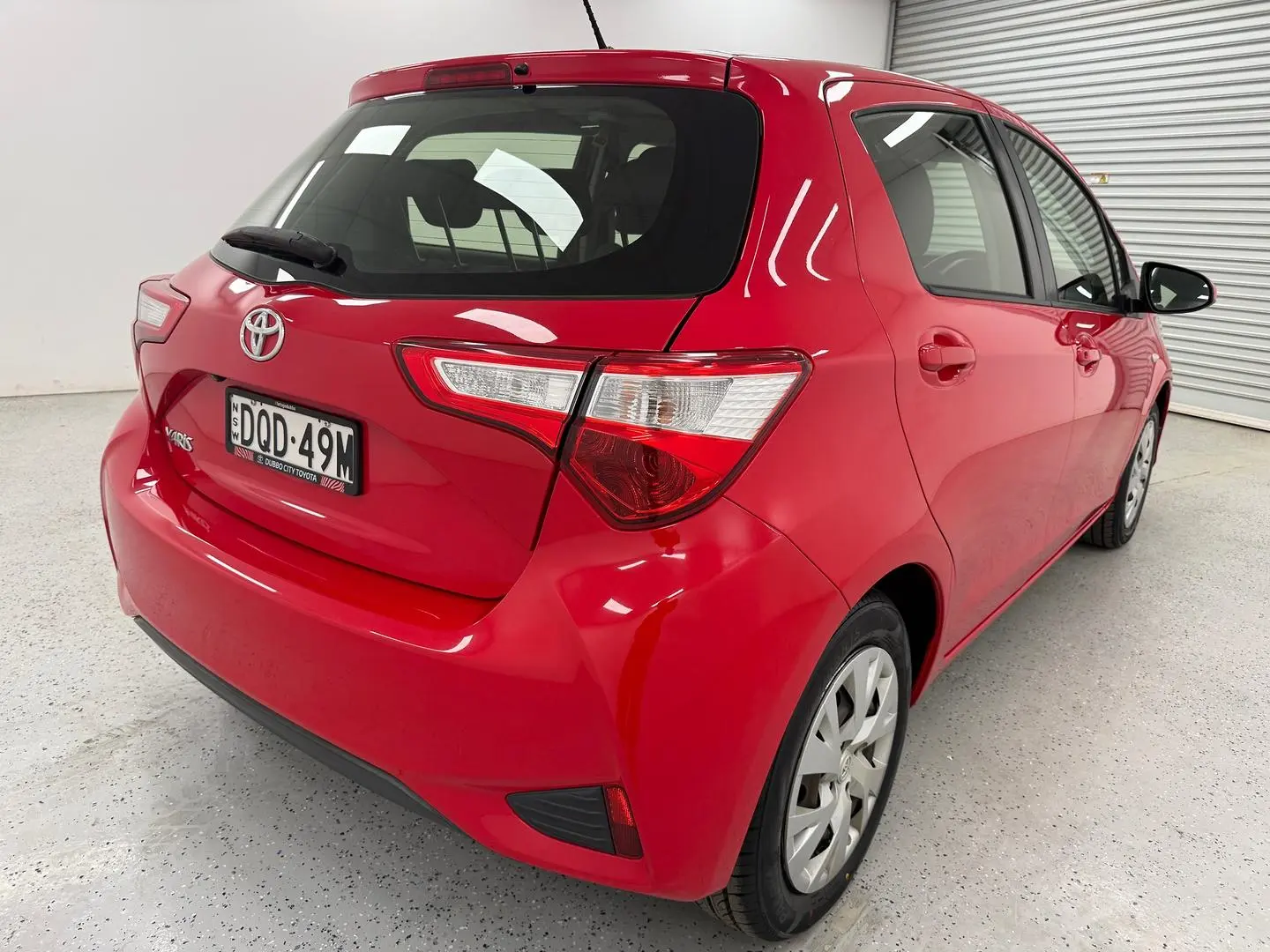 2017 Toyota Yaris Gallery Image 3