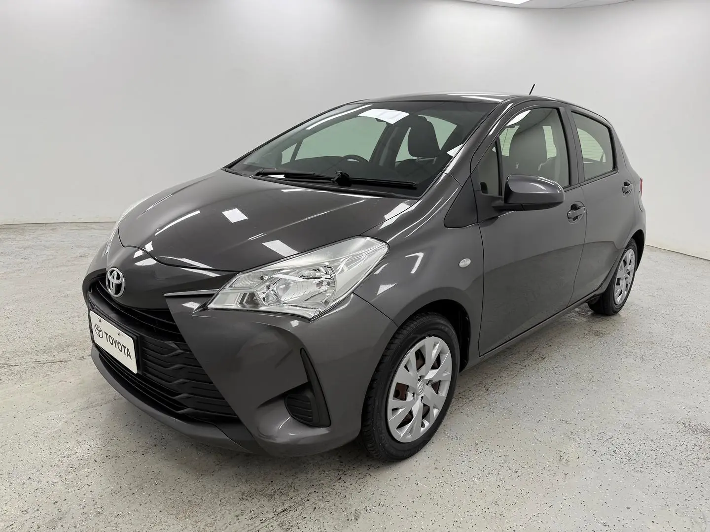 2018 Toyota Yaris Gallery Image 7