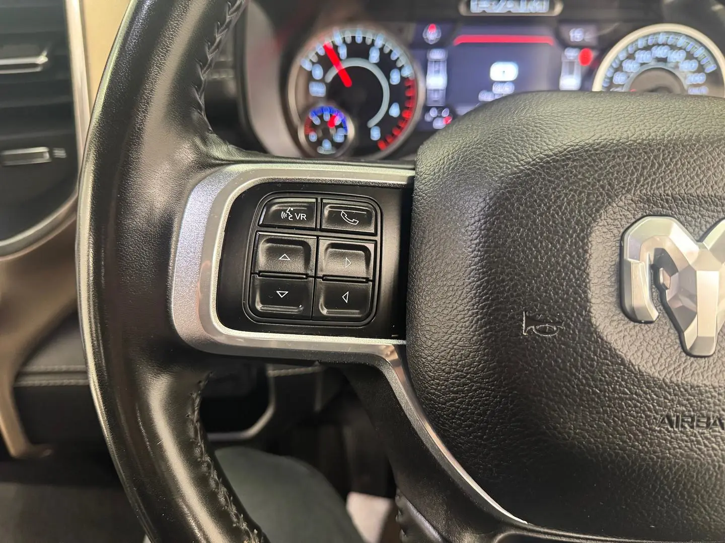 2022 RAM 2500 Gallery Image 19