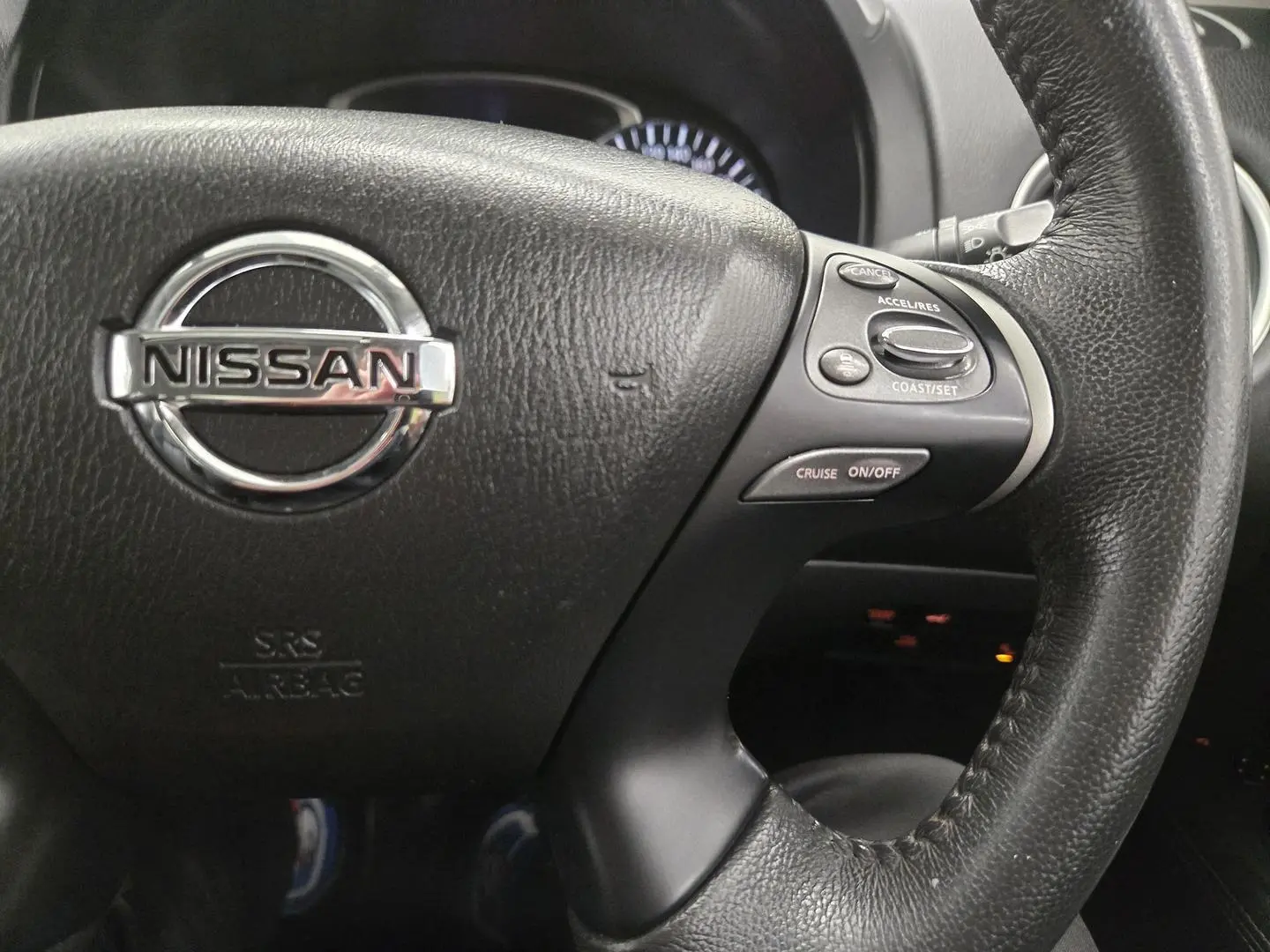 2017 Nissan Pathfinder Gallery Image 32