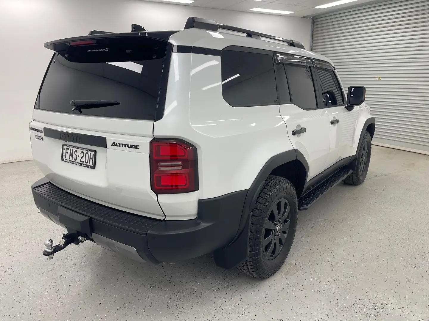 2024 Toyota Landcruiser Prado Gallery Image 3