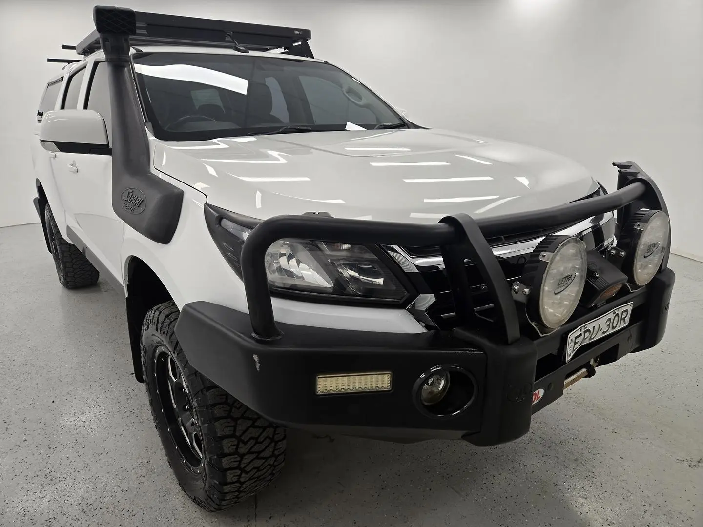 2017 Holden Colorado Image 1