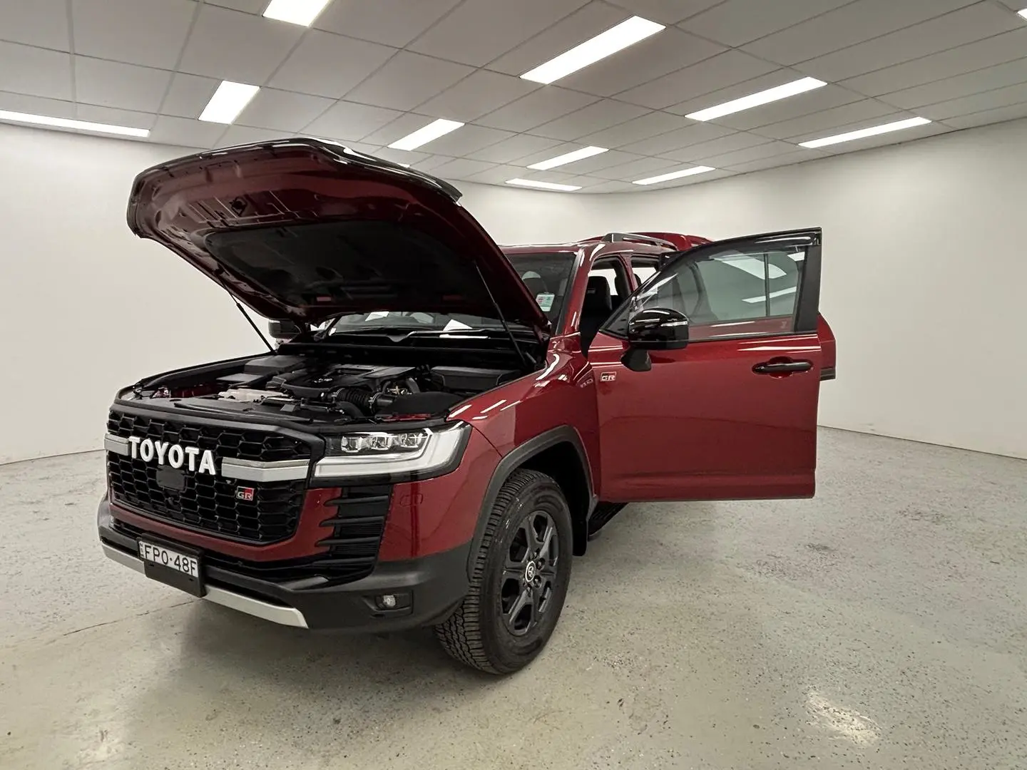 2024 Toyota Landcruiser Gallery Image 14