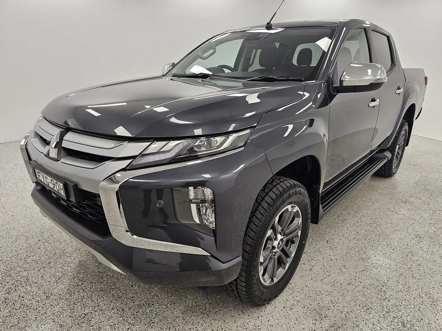 2023 Mitsubishi Triton Gallery Image 7