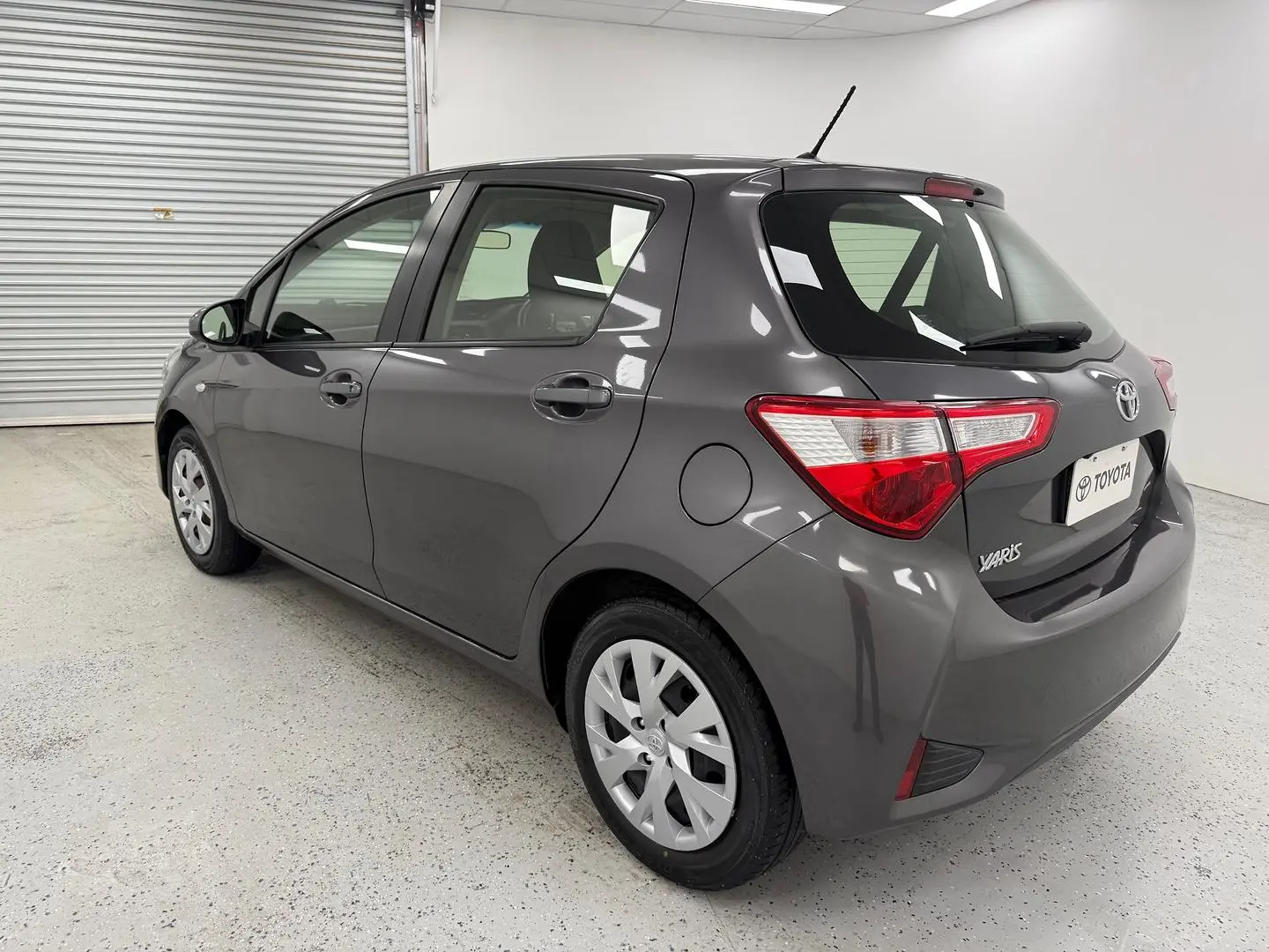 2018 Toyota Yaris Gallery Image 5