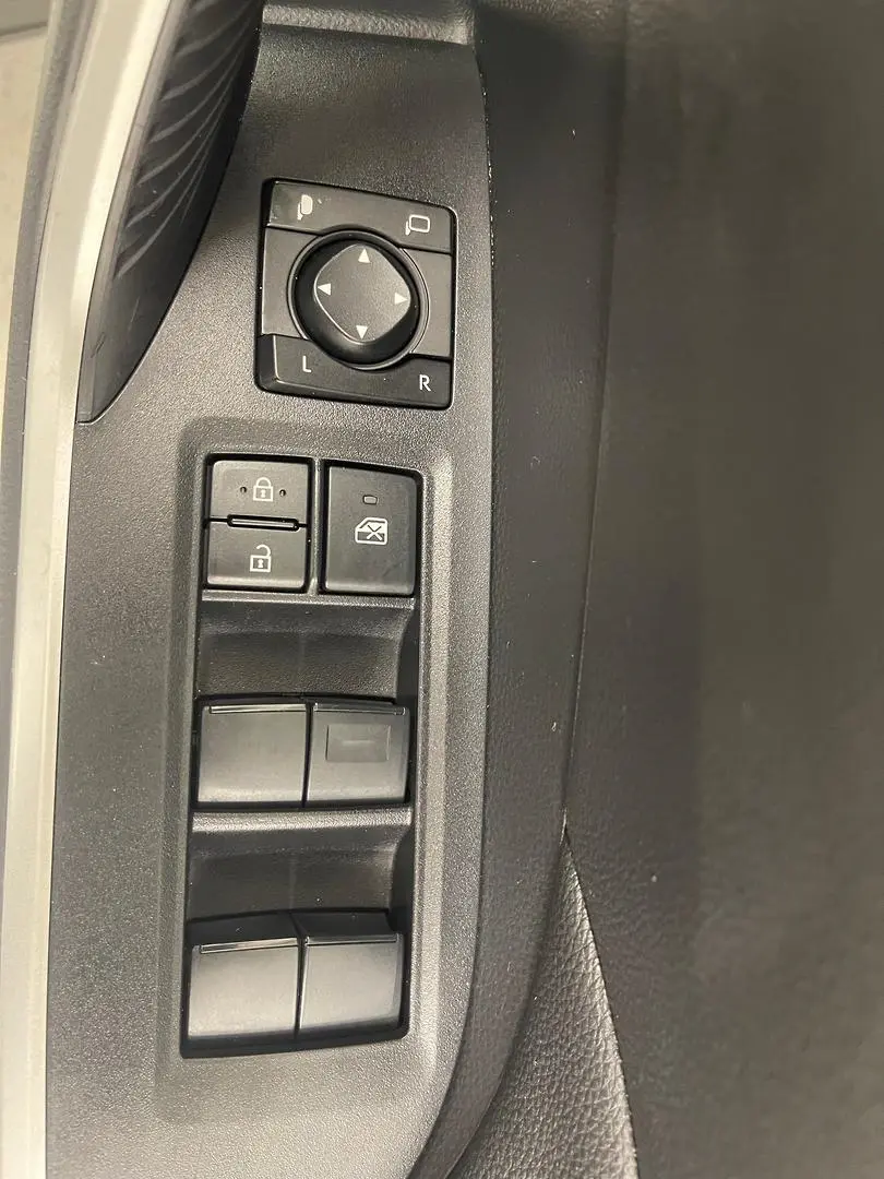 2024 Toyota RAV4 Gallery Image 21