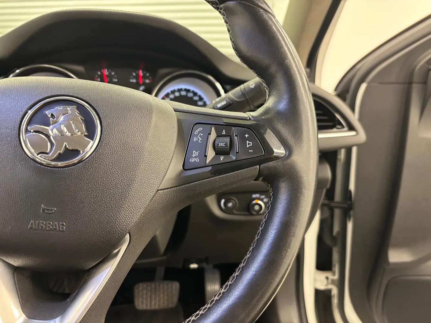 2018 Holden Commodore Gallery Image 27