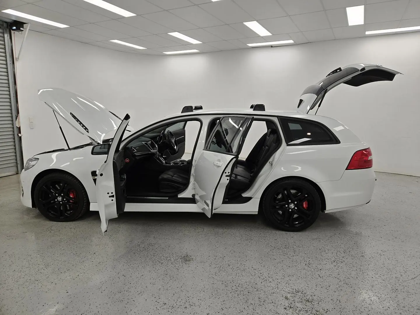 2017 Holden Commodore Gallery Image 13