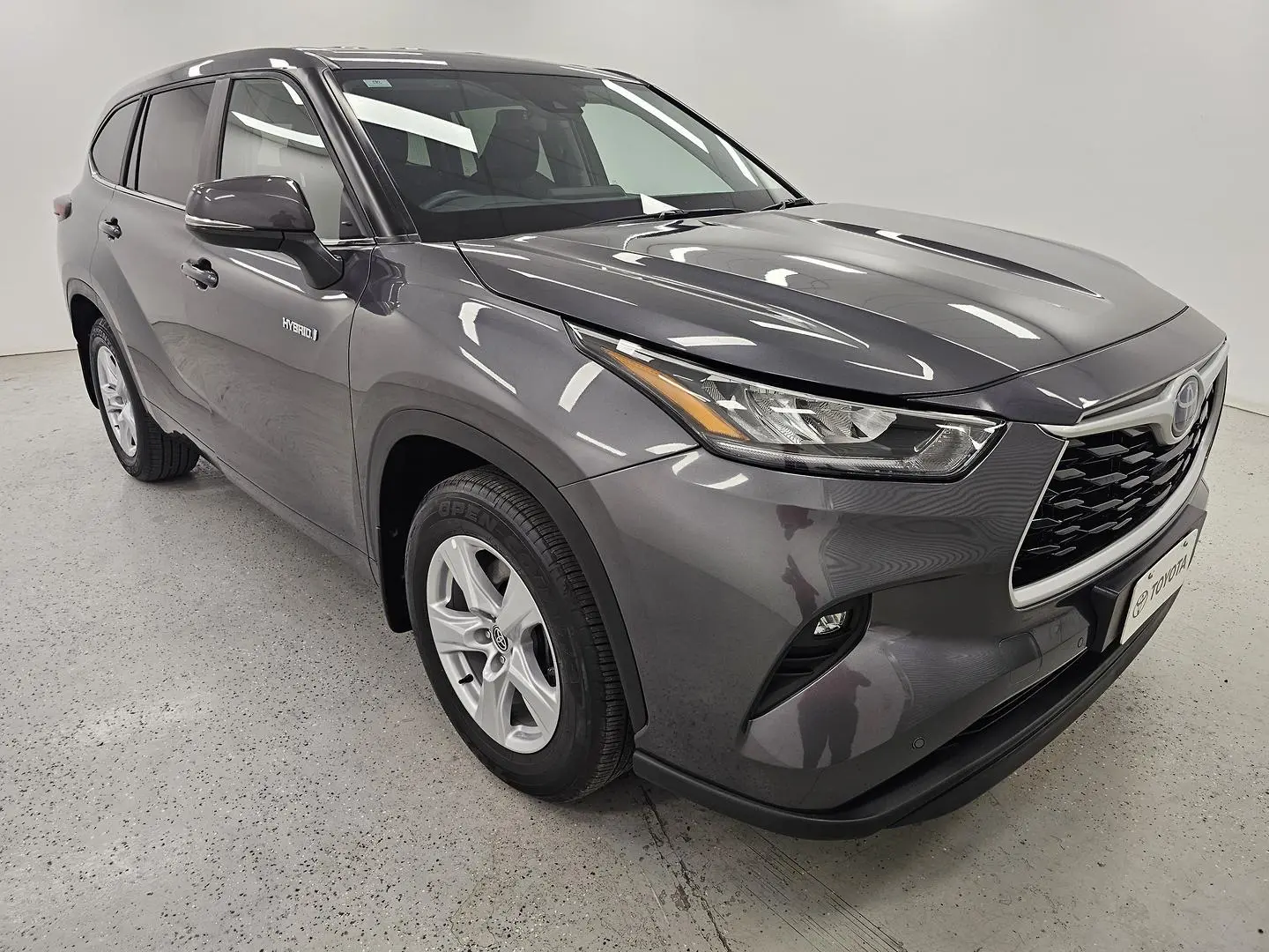 2024 Toyota Kluger Gallery Image 1