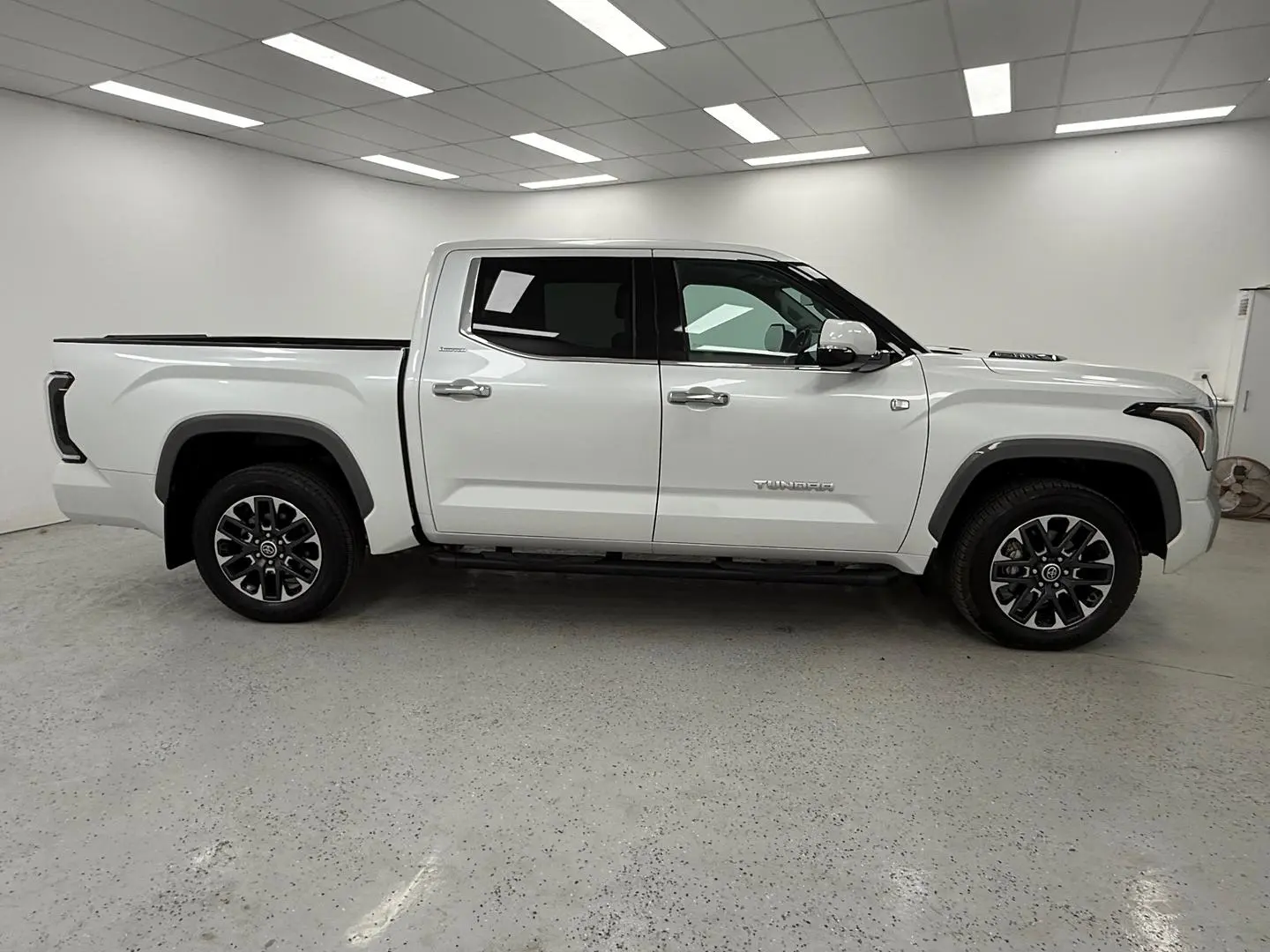 2024 Toyota Tundra Gallery Image 2