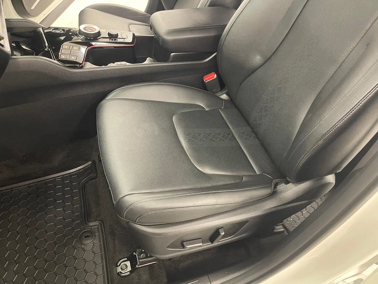 2022 Kia Sportage Gallery Image 16