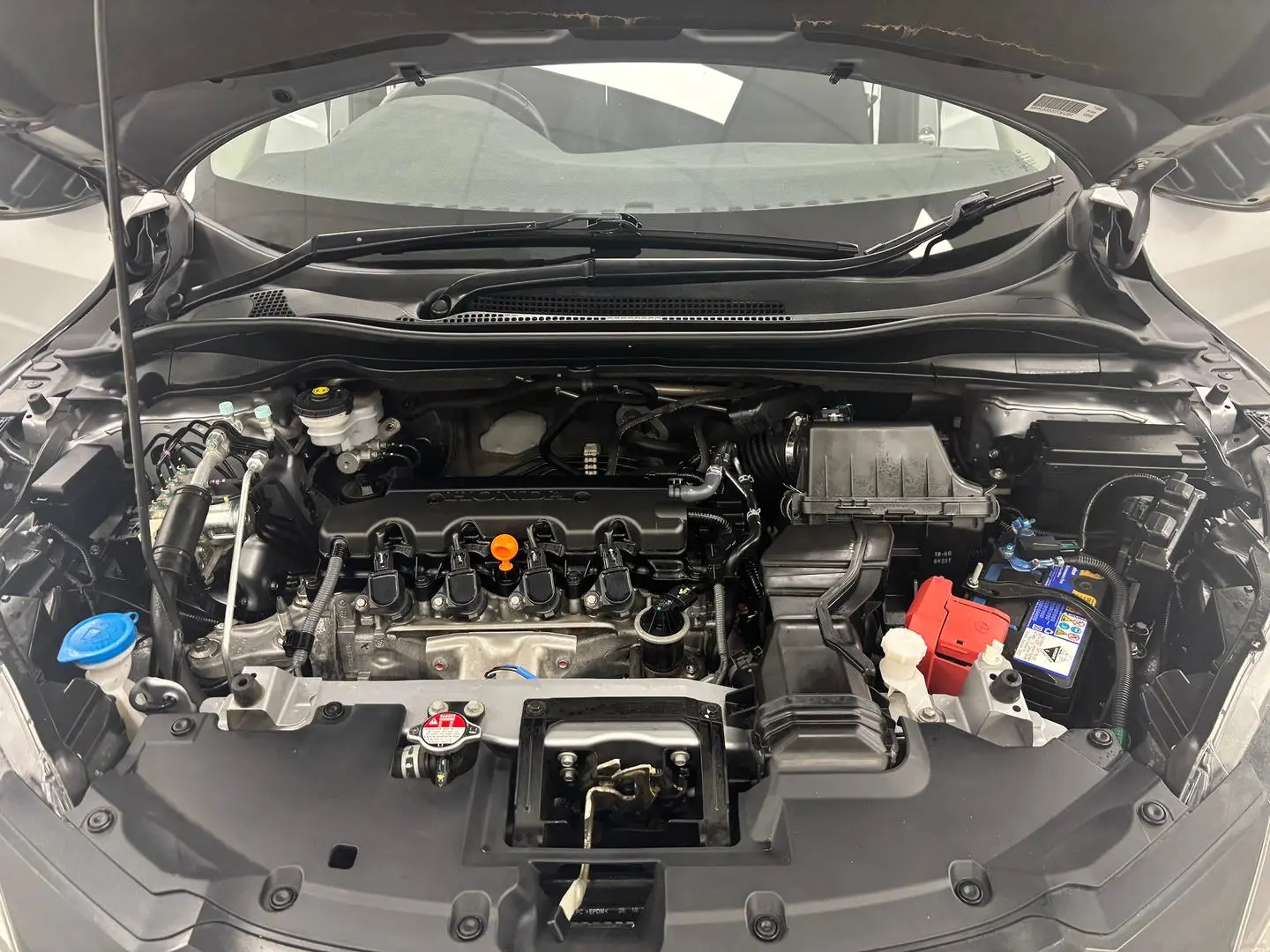 2017 Honda HR-V Gallery Image 15