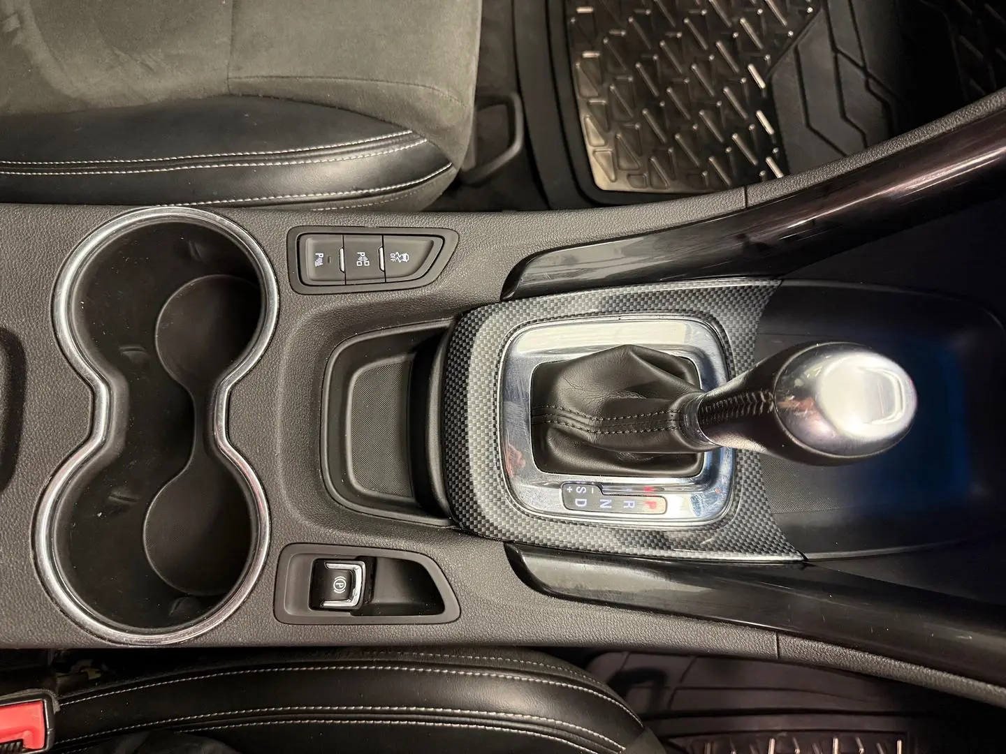 2017 Holden Commodore Gallery Image 31