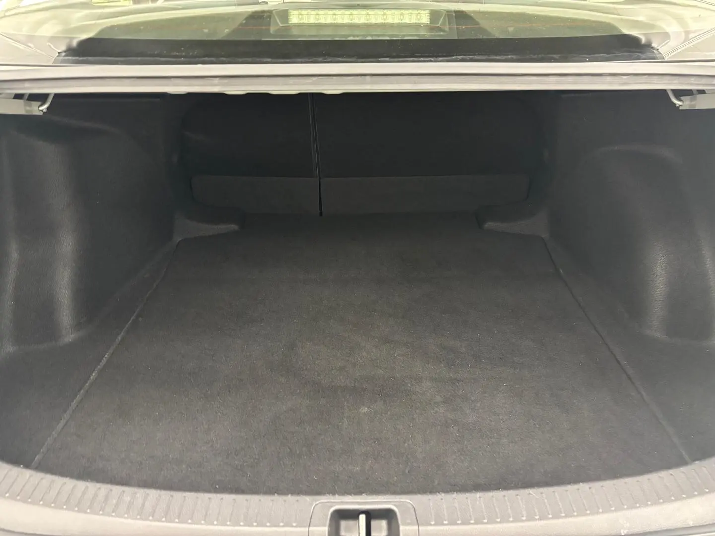 2020 Toyota Corolla Gallery Image 12