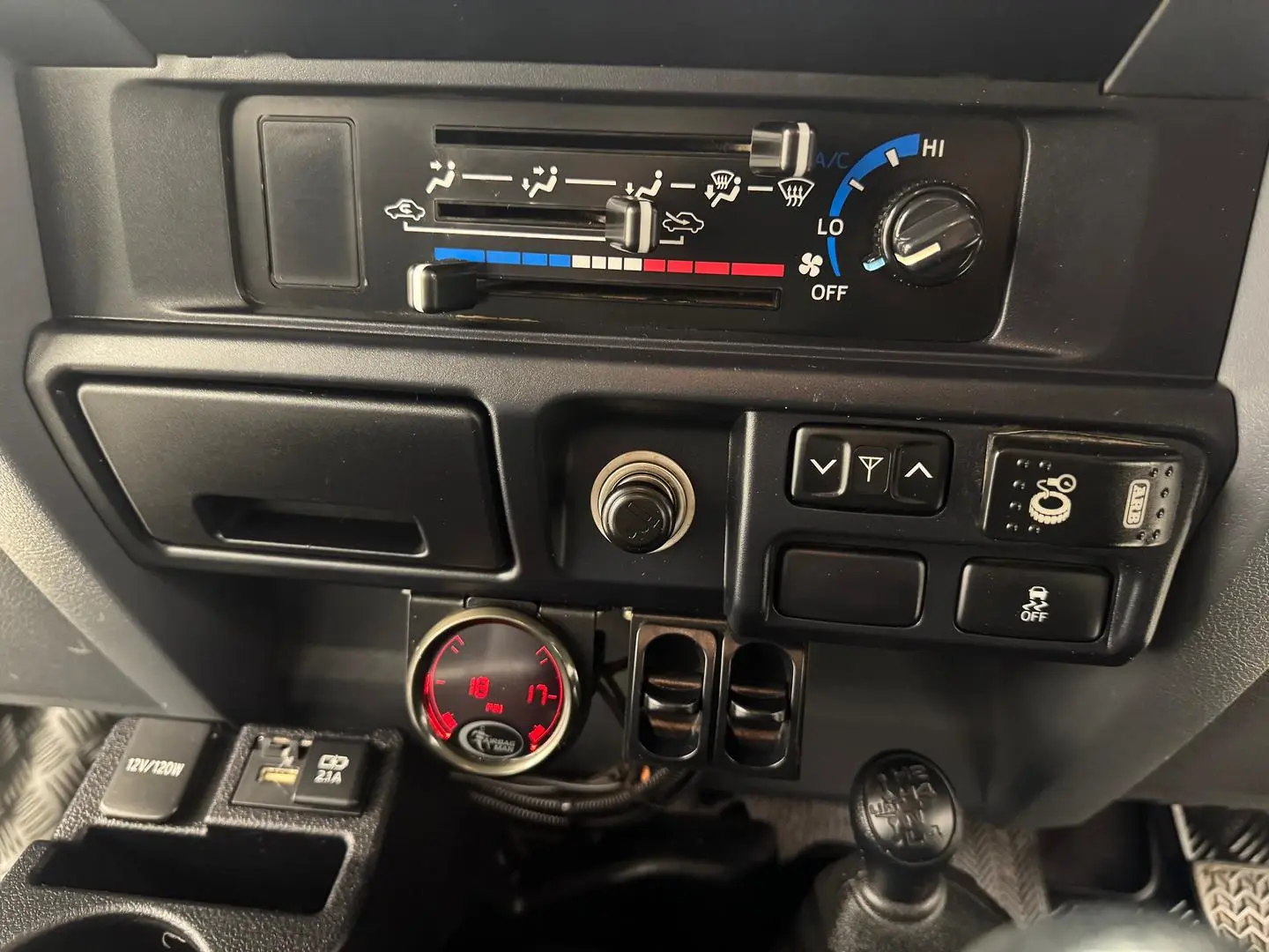 2020 Toyota Landcruiser Gallery Image 20