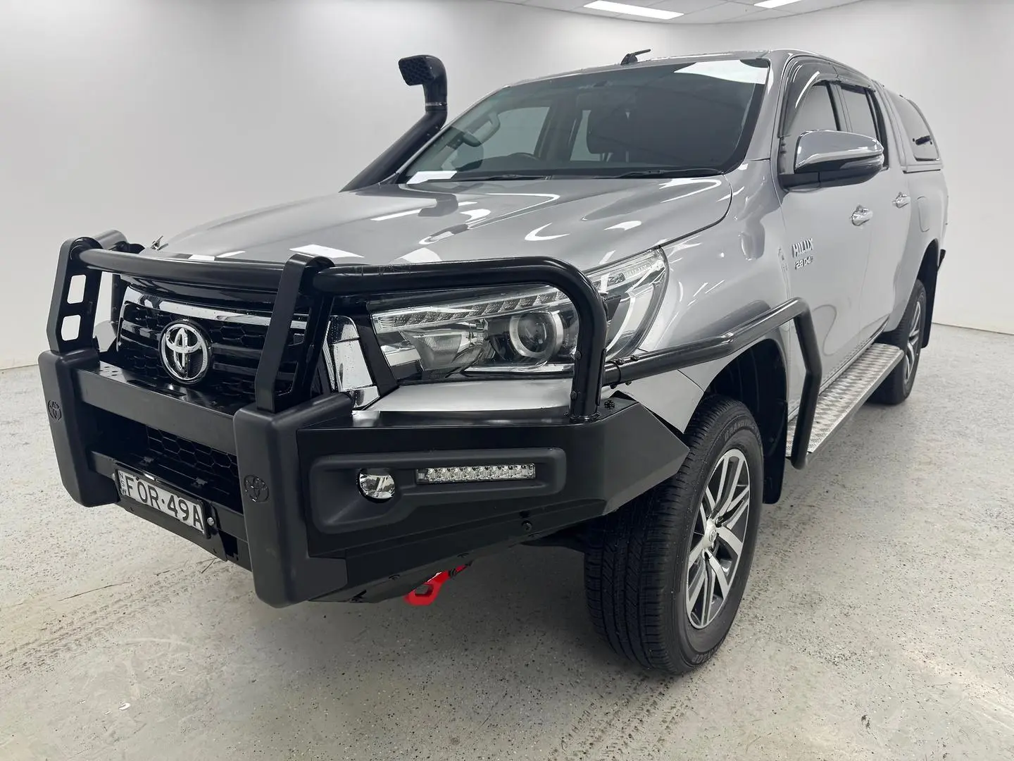 2018 Toyota Hilux Gallery Image 6