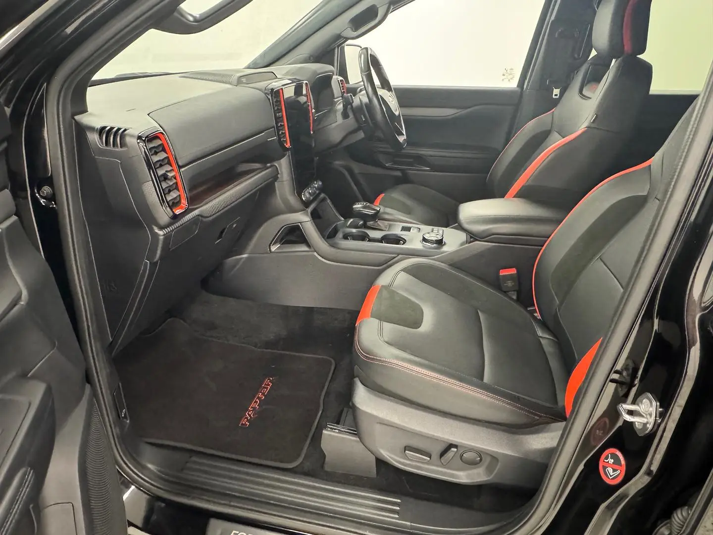 2023 Ford Ranger Gallery Image 18