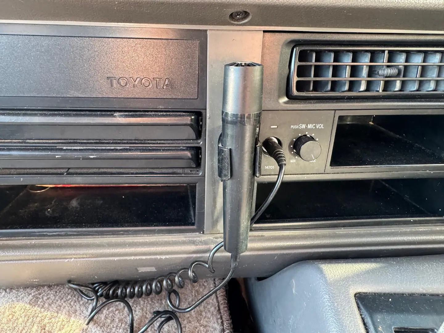 2014 Toyota Coaster Gallery Image 14