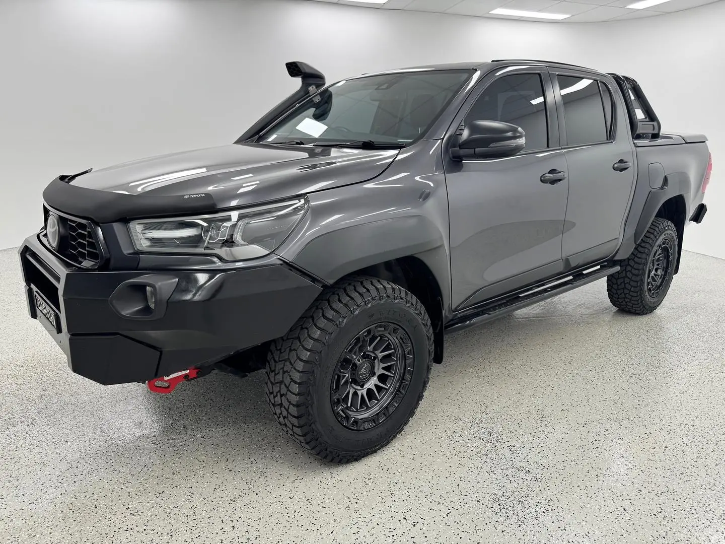 2022 Toyota Hilux Gallery Image 6