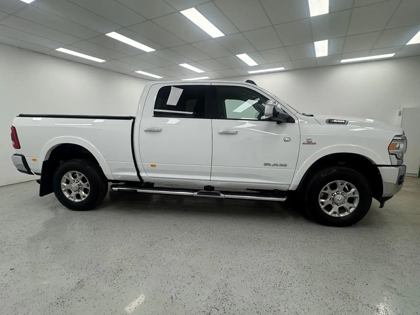 2022 RAM 2500 Gallery Image 2