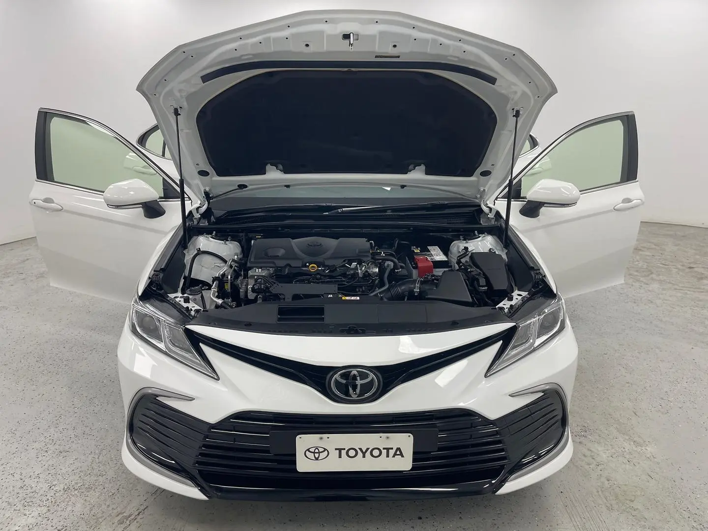 2024 Toyota Camry Gallery Image 14