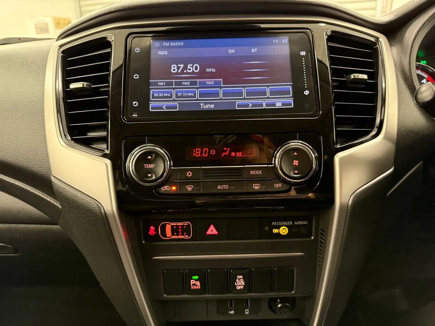 2021 Mitsubishi Triton Gallery Image 34