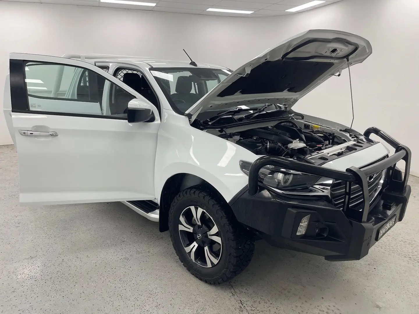 2023 Mazda BT-50 Gallery Image 8