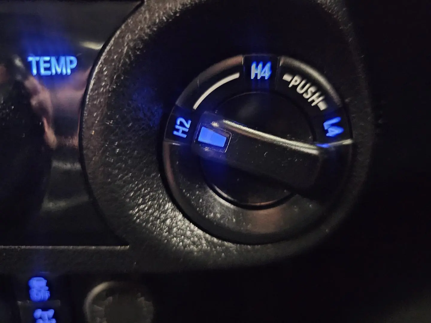 2021 Toyota Hilux Gallery Image 32