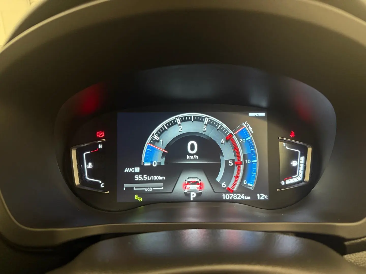 2021 Mitsubishi Pajero Sport Gallery Image 27