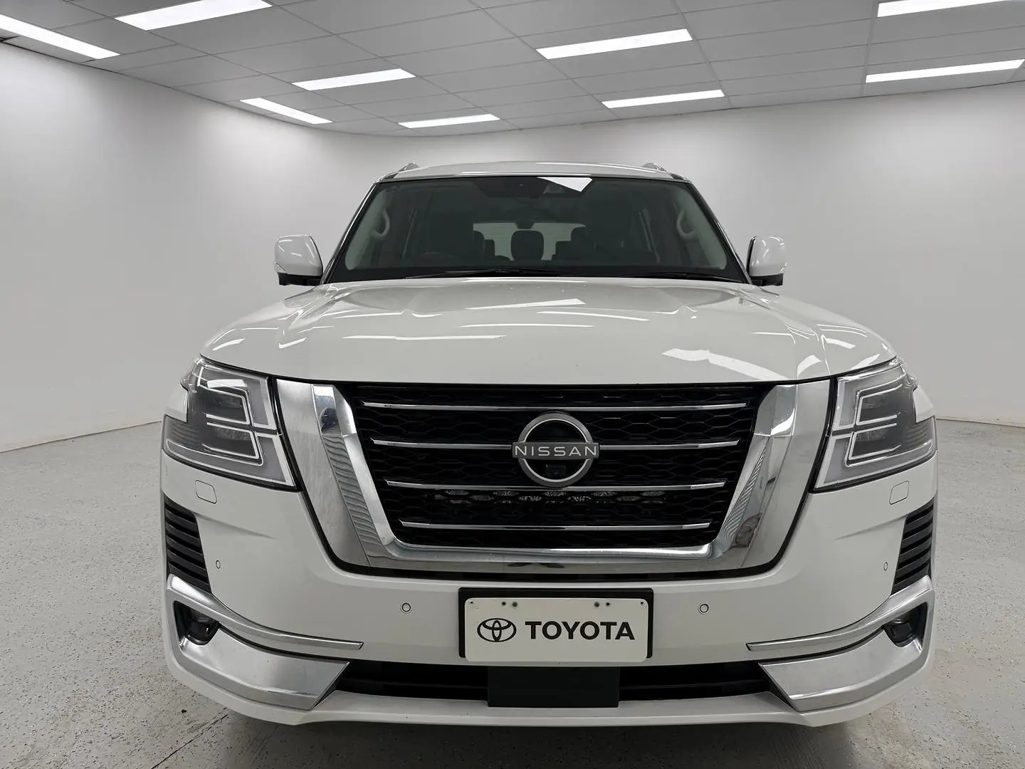 2022 Nissan Patrol Gallery Image 41