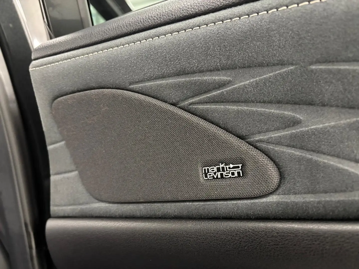 2024 Lexus RX Gallery Image 28