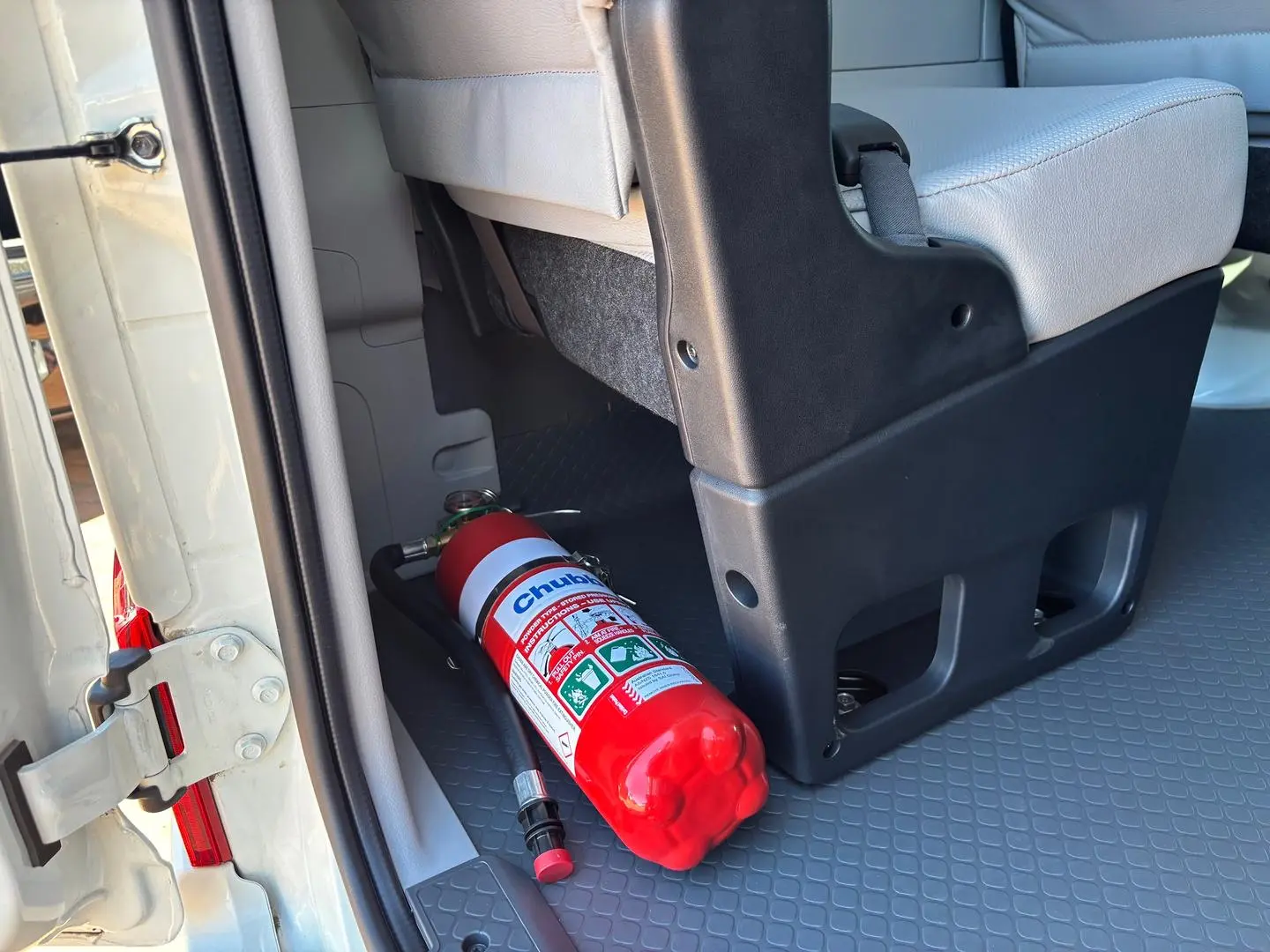 2025 Toyota Coaster Gallery Image 31