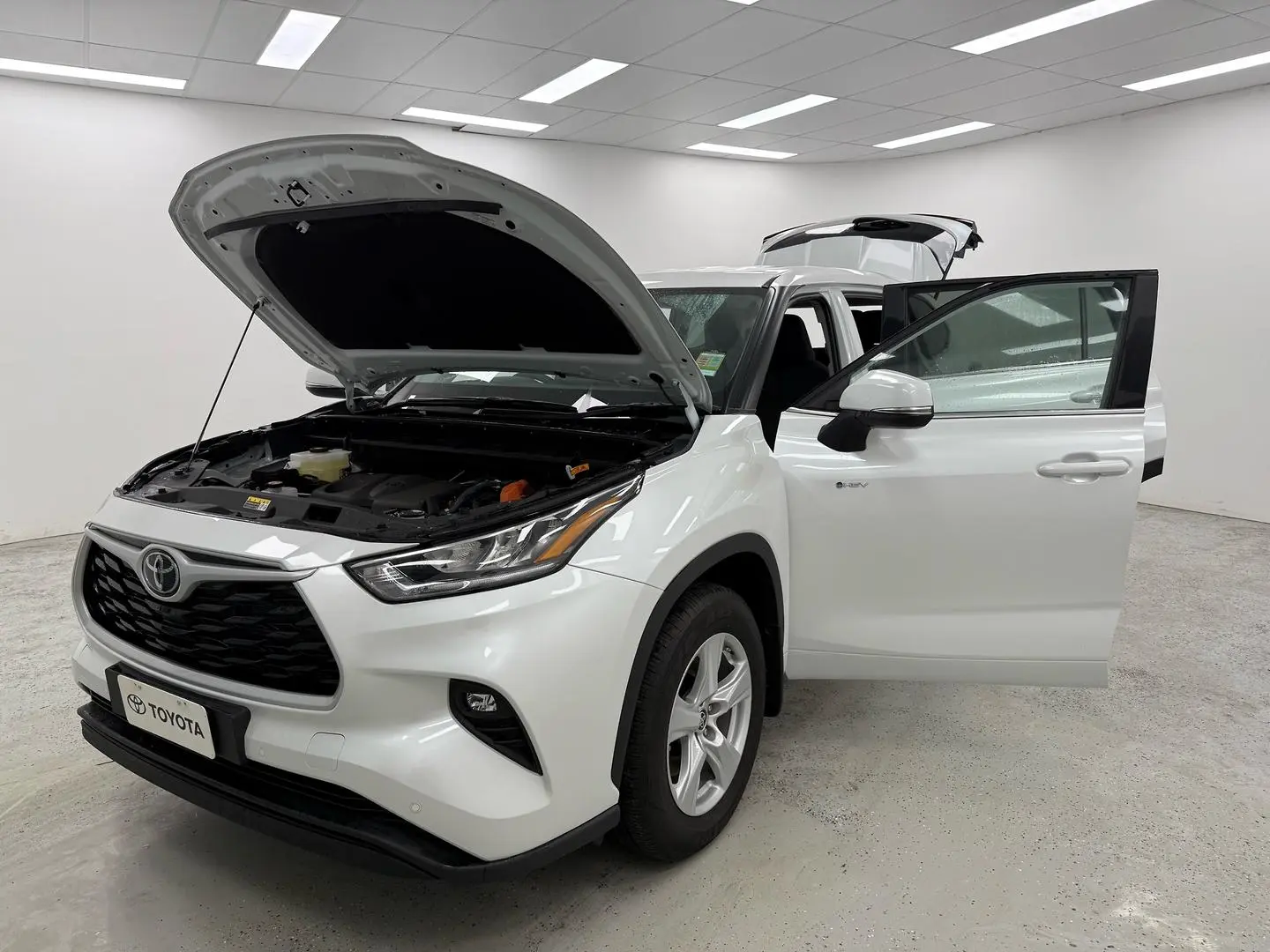 2025 Toyota Kluger Gallery Image 8