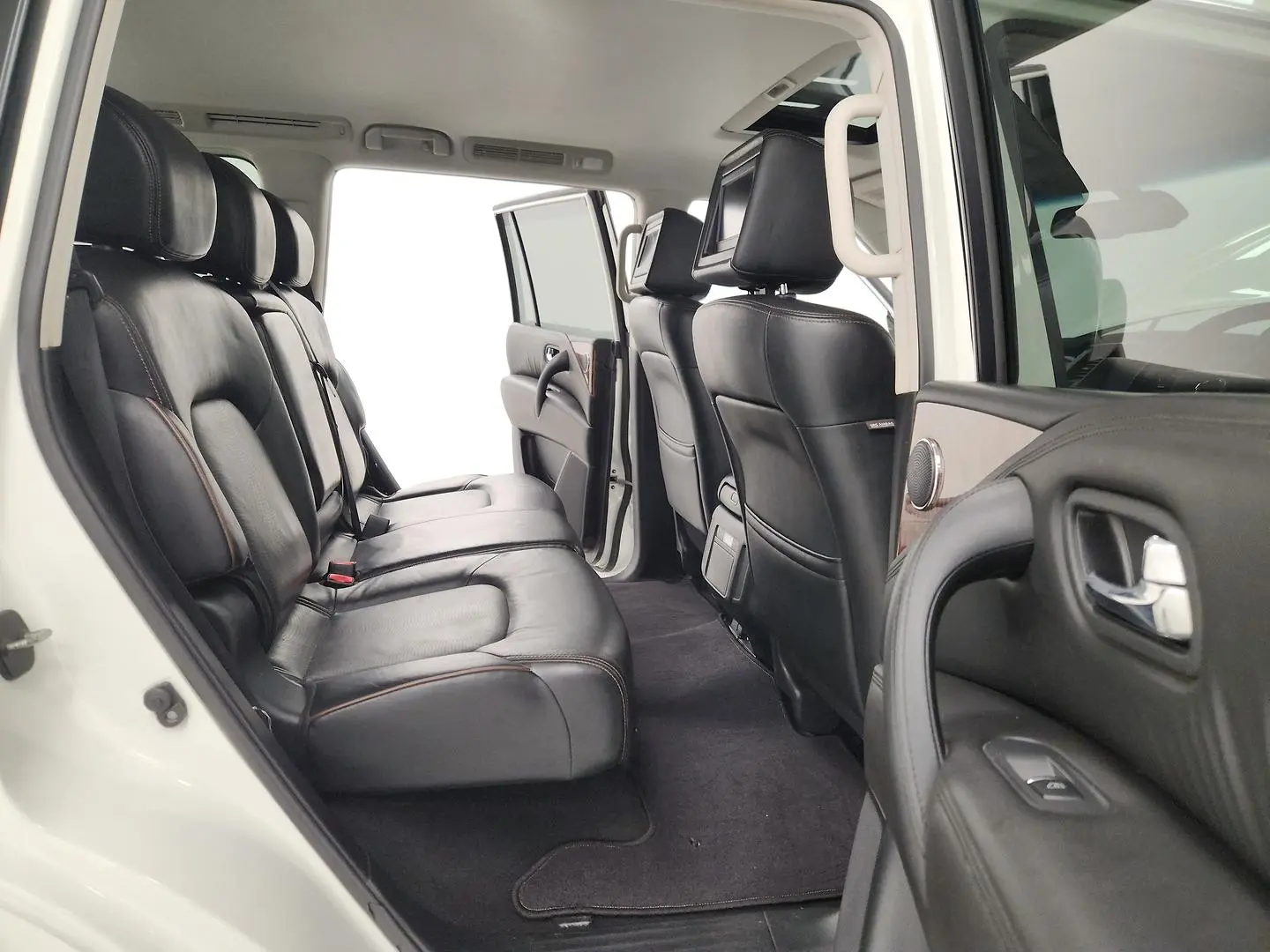 2016 Nissan Patrol Gallery Image 22