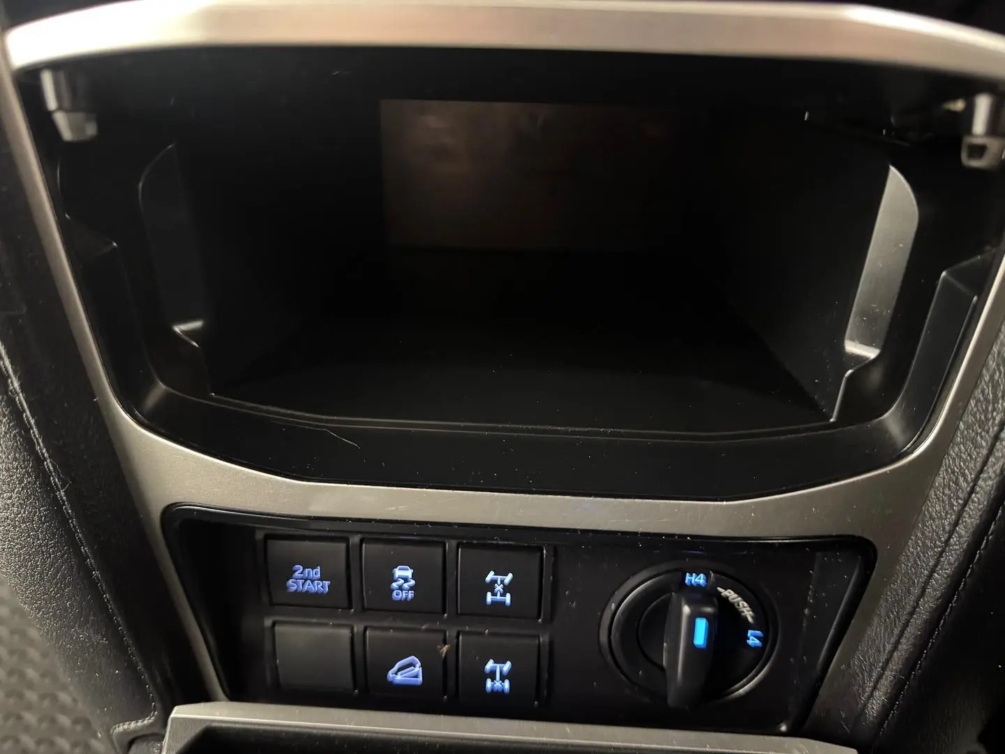 2018 Toyota Landcruiser Prado Gallery Image 23