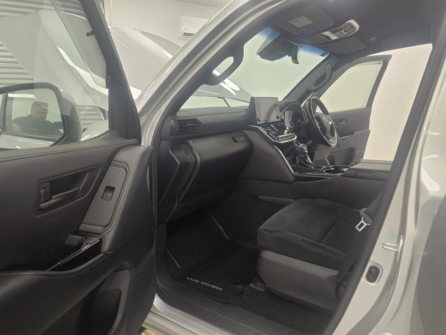 2023 Toyota Landcruiser Gallery Image 11