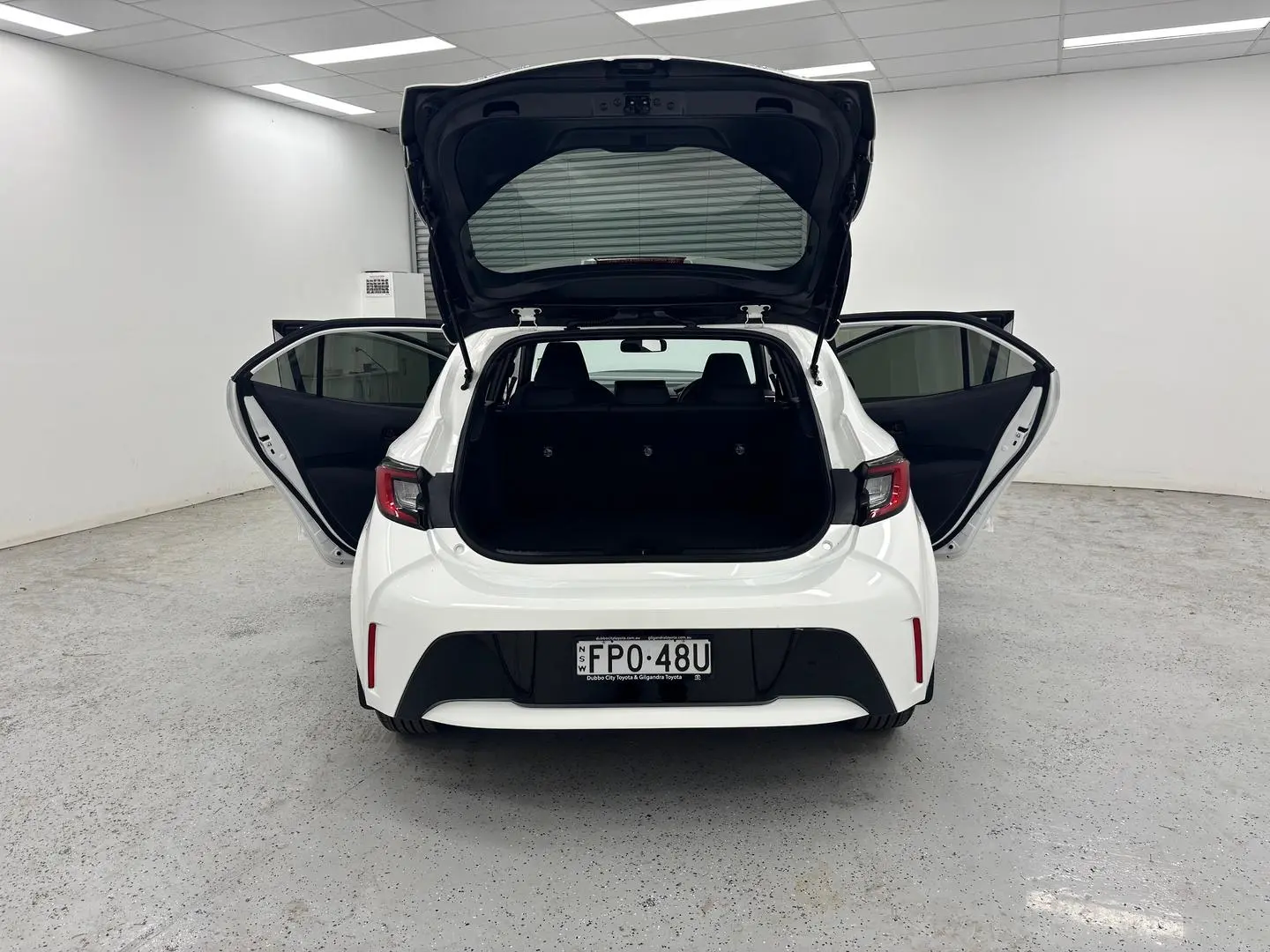 2023 Toyota Corolla Gallery Image 11